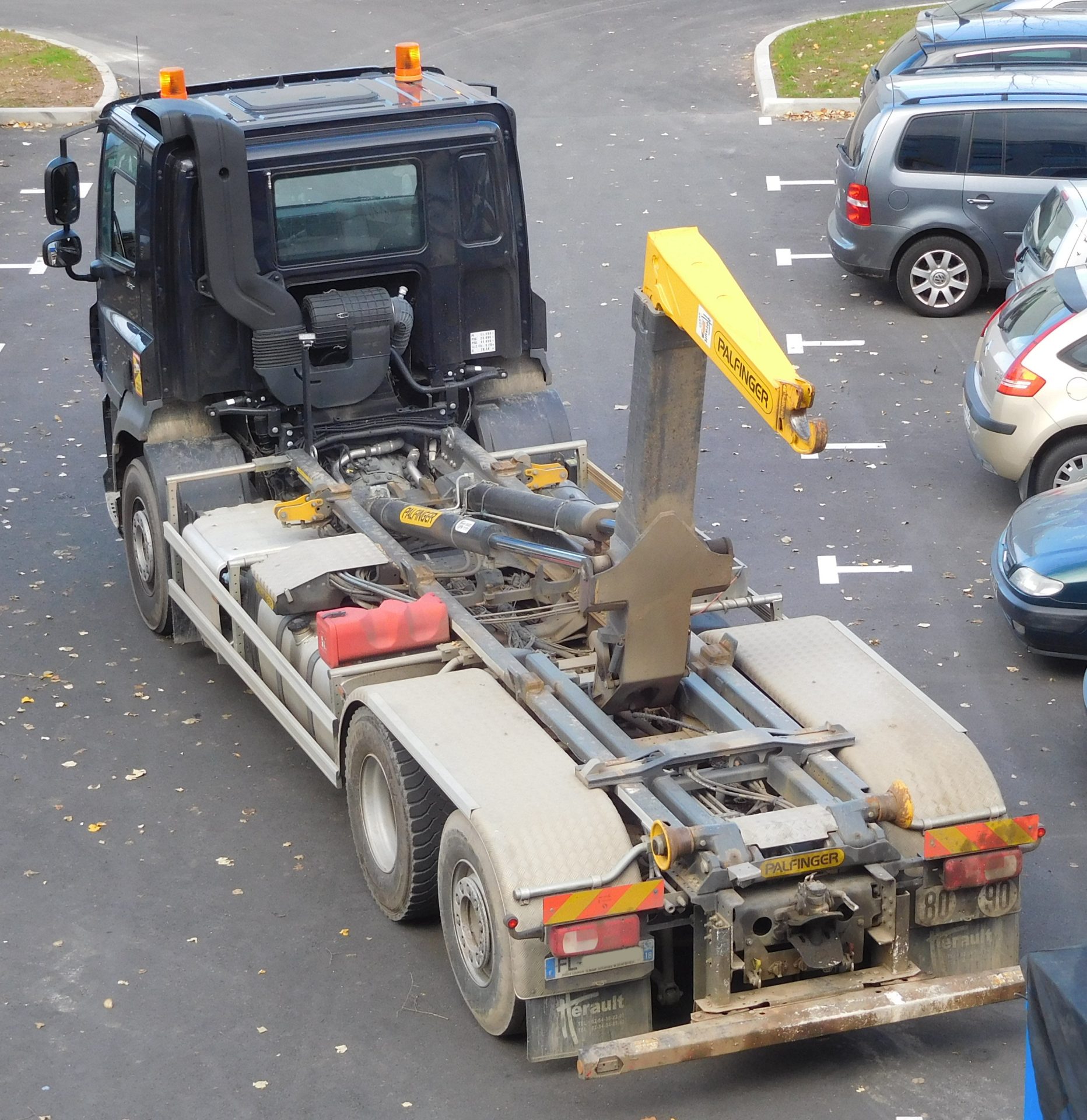 camion benne vide et sans benne