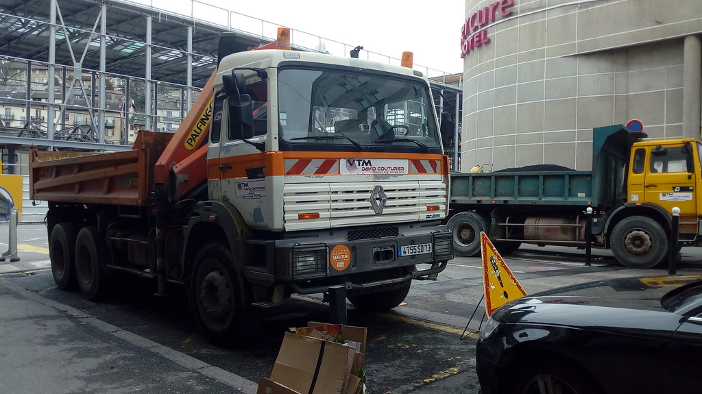 location d'un camion benne pour les travaux