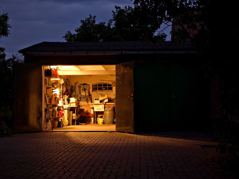 Un garage bien ranger et isoler peut servir meme le soir et la nuit