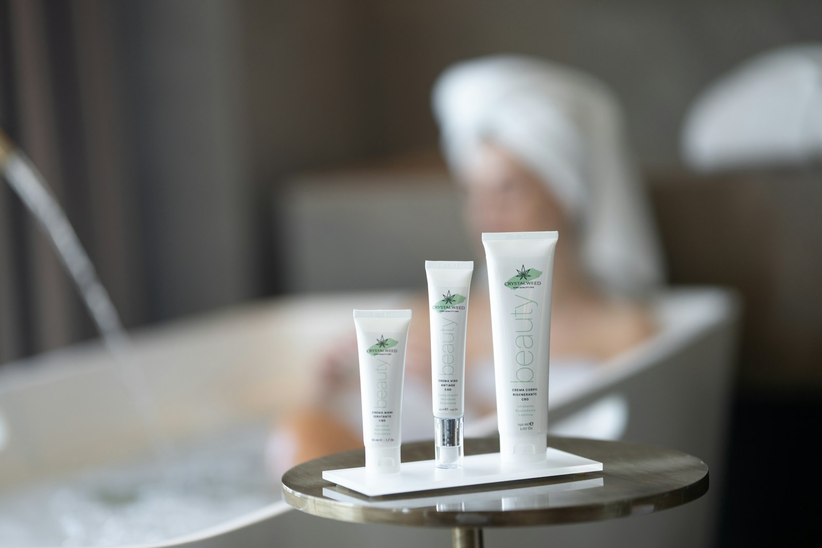 photo by crystalweed cannabis Produits pour les soins de la peau