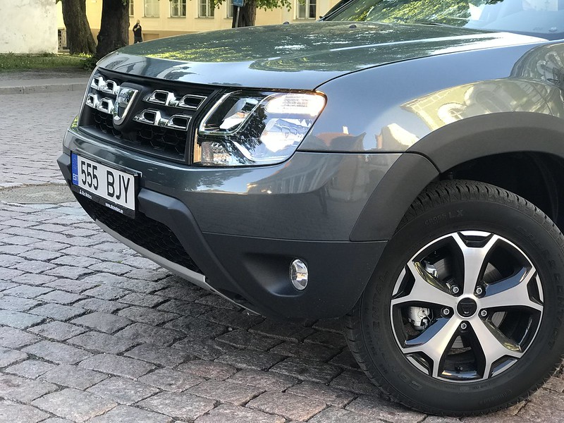 avant dacia duster